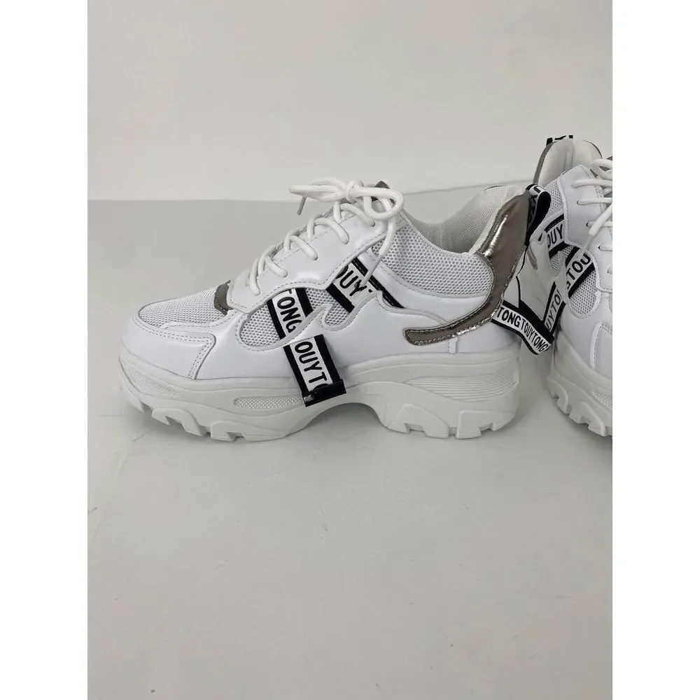 AEWLFTY NWOB Sneakers White Athletic Shoes Mod Contemporary Street Shoes - Size